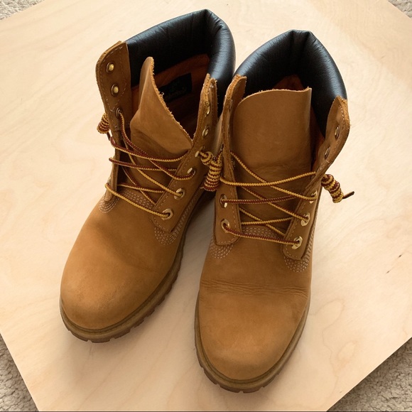 💛SOLD💛Timberland Women’s Boots 🥾 - Picture 2 of 10